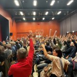 Au total, 391 personnes étaient présentes lors de l'assemblée primaire extraordinaire à Veyras. Parmi elles, 363 ont accepté le crédit complémentaire, 21 l'ont refusé et 7 se sont abstenu de tout vote.